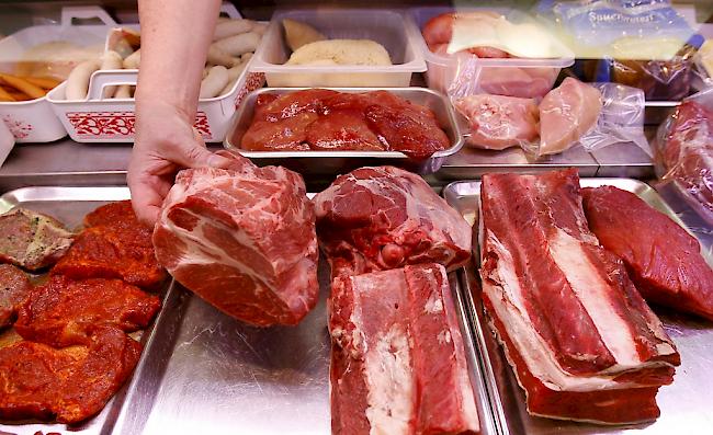 Schweizer Haushalte kaufen vor allem auch teureres und edleres Fleisch als die Konsumenten in Deutschland. 