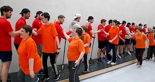 Impressionen des Unihockeyturniers in Brig.