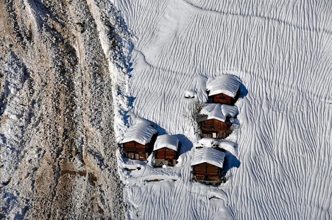 Eine grosse Lawine verfehlte einen Weiler im Lötschental nur knapp. (Foto vom 15.Januar 2018)