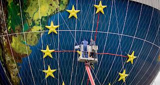 Tag der Entscheidung. Am vierten und letzten Wahltag bestimmen 21 EU-Staaten ihre neuen Abgeordneten f&uuml;r das Europ&auml;ische Parlament.