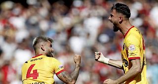 Grosse Wende.&nbsp;Pietro Di Nardo und Kemal Ademi bleiben mit Neuenburg Xamax in der Super League. Foto Keystone