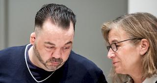 Das Landgericht Oldenburg hat den Ex-Pfleger Niels H&ouml;gel wegen Mordes in 85 F&auml;llen zu einer lebenslangen Haftstrafe verurteilt.