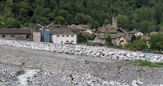 In Bondo ereignete sich im August 2017 der gr&ouml;sste Bergsturz in der Schweiz seit &uuml;ber 130 Jahren. Drei Millionen Kubikmeter Fels st&uuml;rzten ins Tal.  
