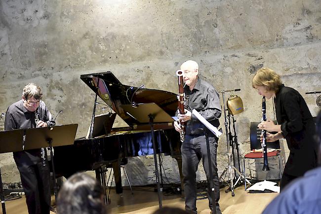 Ungewohnt. Spannend und für Laien in Sachen Neue Musik ungewohnt war, was das deutsche Ensemble «Aventure» im Schloss Leuk bot. . Foto wb