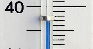 Unter der Rufnummer 027 922 30 00 werden von Hitze Betroffene informiert und beraten. Weitere Tipps und Informationen in der Bilderstrecke...