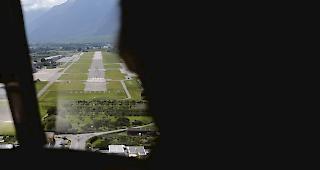 <b>Wegen Funkverkehr.</b> Etwa 130 Piloten aus der Region rund um Sitten k&ouml;nnen aufgrund der neuen &laquo;English-only-Regel&raquo; nicht mehr vom Flugplatz in Sitten starten oder denselben anfliegen.