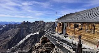 Eine &Uuml;bernachtung in der Carrel-H&uuml;tte kostet f&uuml;r Bergsteiger neu 30 Euro.