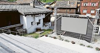 F&uuml;r die Freilichtb&uuml;hne in Saas-Grund wird ein Namenssponsor gesucht.