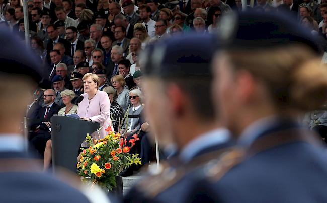 Hitler-Attentat. Bundeskanzlerin Angela Merkel bei der Zeremonie zu Ehren von Claus Schenk von Stauffenberg.