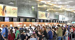 Kein gutes Zeugnis. Jeder vierte Flug ab Z&uuml;rich ist laut einer neuen Studie versp&auml;tet. 