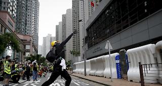 "Wer mit dem Feuer spielt, kommt darin um", sagte ein Sprecher des zust&auml;ndigen B&uuml;ros des Staatsrats.