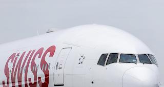 Die Passagiere beider Fl&uuml;ge wurden auf andere Verbindungen umgebucht, auch solche von anderen Fluggesellschaften.