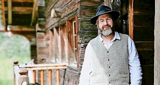 Mann der Tat. Roger Aschilier f&uuml;hrte die Renovationsarbeiten  seit 2013 fachgerecht aus.