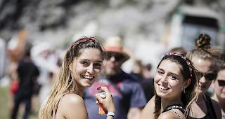 <b>Impressionen.</b> Zufriedene Besucherinnen.