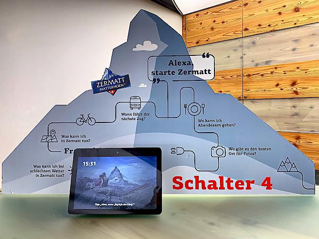 Alexa ist ab sofort am Schalter 4 bei Zermatt Tourismus stationiert.