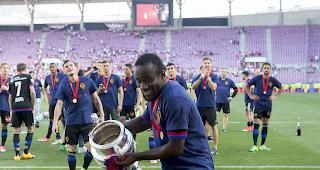 St&uuml;rmer Seydou Doumbia im Jahr 2017 in den Farben des FC Basel.