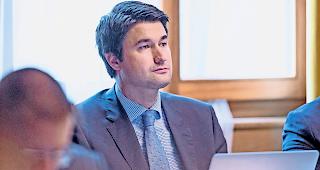 Teilerfolg. Aron Pfammatters CVPO konnte sich bei der Nichtber&uuml;cksichtigung von Suppleanten zwar durchsetzen, nicht aber,  was den Einfluss der Justizkommission betrifft.Foto wb