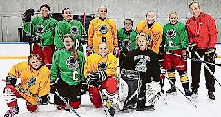 &laquo;Girls on Ice&raquo;: Das erste Training in Brig.