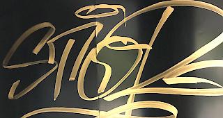 Betroffen sind Geb&auml;ude und Bushaltestellen in Siders und Sitten.