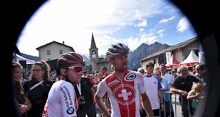 Mathias (links) und Lukas Fl&uuml;ckiger: Die Entt&auml;uschung sitzt tief.