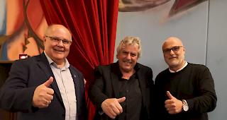 Nach der Urauff&uuml;hrung: Der Visper Gemeindepr&auml;sident Niklaus Furger, Regisseur Willy-Franz Kurth und Gemeinderat Christoph F&ouml;hn (von links). 