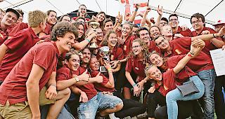 Riesenjubel: Die Jugendmusik Glis holte in Burgdorf gleich in beiden  Kategorien den Schweizer Meistertitel.