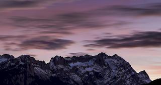 Das Alpsteinmassiv mit der Bergstation des S&auml;ntis. (Symbolbild)