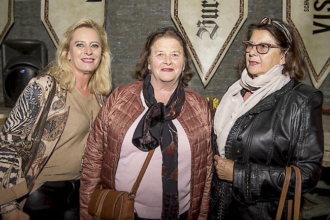 Nathalie (53) und Hannelore (74) Imboden, Visp, und Martha Salzgeber (70), Raron. 