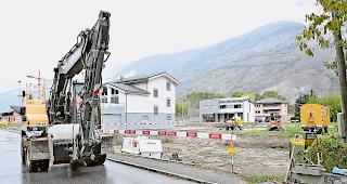 Noch viel Arbeit. Ein Dutzend Parzellen m&uuml;ssen in Turtig West ausgehoben werden.  Als Erste kommen jene entlang der Kanalstrasse West dran. Dort wurde denn auch die st&auml;rkste Belastung gemessen.