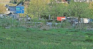 F&uuml;r das rund 3500 Quadratmeter grosse Bauland am Bahnhof Susten fehlt weiterhin eine L&ouml;sung.