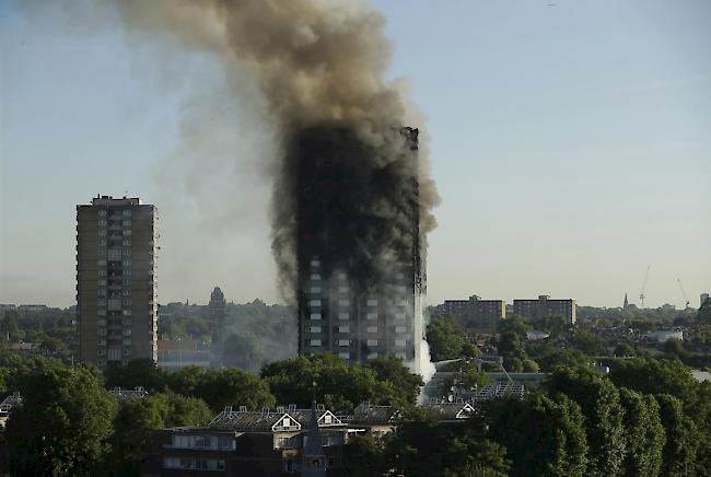Beim Grossbrand im Londoner Hochhaus Grenfell Tower von 2017 starben 72 Menschen.