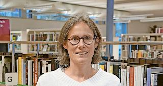 Preistr&auml;gerin. Marianne K&uuml;nzle gewinnt den vom Verband WAdS (Walliser Autoren deutscher Sprache) &shy;ausgeschriebenen Oberwalliser Literaturpreis. Foto WB