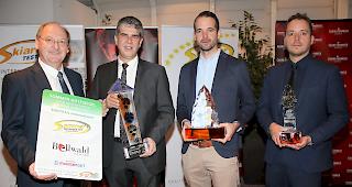 Vertreter der Bahnen, des Tourismus und der Gemeinde Bellwald: Holger Plaschka, Martin Bittel, Claudio Della Bianca, David Wyssen (von links) am Donnerstag an der Preisverleihung in Innsbruck.
