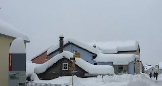 Im n&ouml;rdlichen Tessin und im Simplongebiet konnten im November ausserordentlich grosse Neuschneemengen registriert werden. 