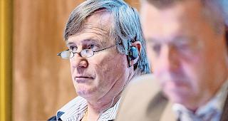 Gutes Trinkwasser. CSP-Grossrat und Visper Gemeinderat Rolet Gruber.Foto mengis media/andrea soltermann