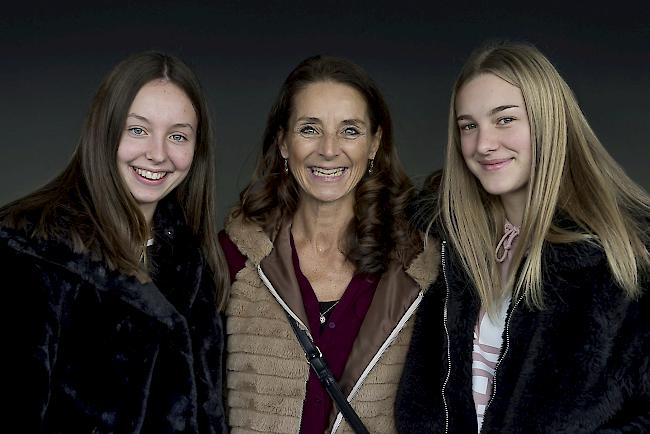 Nora Hanslik (14), Denise Imboden (56) und Couela Henzen (15), Visp. 