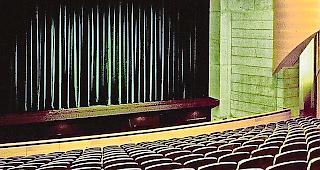 In die Jahre gekommen. Im bald 30-j&auml;hrigen Visper Kultur- und Kongresszentrum La Poste muss unter anderem die Erdbebensicherheit verbessert werden. Der zust&auml;ndige Gemeinderat Christoph F&ouml;hn spricht von keiner grossen Sache und sch&auml;tzt die Investition auf 300&thinsp;000 bis 400&thinsp;000 Franken.