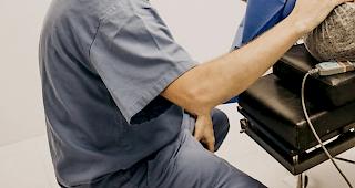 Der Nachwuchsbedarf insbesondere bei den Pflegefachleuten ist gross. Der Staatsrat will nun die Ausbildung f&uuml;r nichtuniversit&auml;re Gesundheitsberufe im Wallis f&ouml;rdern. 