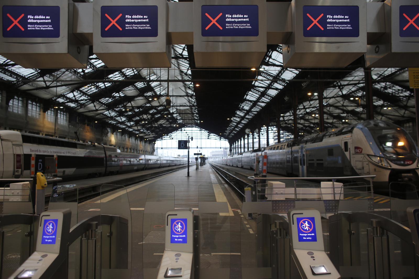 Streiks in Frankreich - Verkehrschaos im Grossraum Paris ...