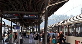 Im Varzo-Tunnel fallen Anfang 2020 Unterhaltsarbeiten an. Auf der Strecke zwischen Brig und Domodossola muss w&auml;hrend mehrerer Wochen mit Einschr&auml;nkungen gerechnet werden.