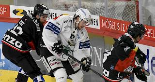 Andy Ritz kann sich gegen Oltens Abwehr nicht durchsetzen, f&uuml;r Visp gab es keinen Ausweg.