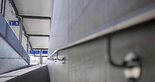 Schweizer Bundesbeamte d&uuml;rfen ab sofort offiziell im Zug arbeiten. M&ouml;glich macht dies eine Anpassung einer f&uuml;r alle 38'000 Bundesangestellten g&uuml;ltigen Verwaltungsrichtlinie per 1. Januar. (Symbolbild)