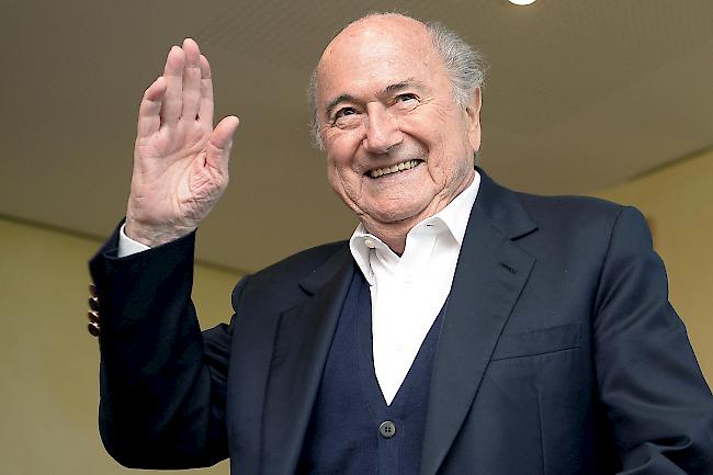 Hintergrund des Streits ist eine umstrittene Zahlung in der Höhe von 2 Millionen Franken, die der ehemalige Uefa-Präsident Platini im Jahr 2011 von der FIFA erhalten hatte.