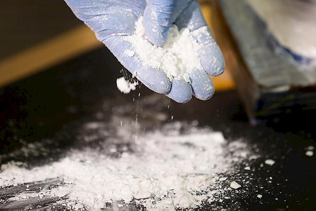 Grössere Anzahl von Kokain-Kokons im Darm gefunden. (Symbolbild)