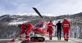 Impressionen von Air Zermatt Eins&auml;tzen an Silvester.