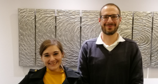 Melanie Hartmann, Pr&auml;sidentin der Freidenker Wallis und Valentin Abgottspon, Vizepr&auml;sident (rechts) an der GV vom Freitag in Visp.