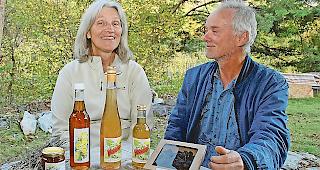 Statt Wein produzieren Agnes Plaschy und Felix K&uuml;chler aus Salgesch Verjus als Ersatz f&uuml;r Essig oder Zitronensaft.