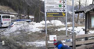 Bei dem Unfall in dem Ort Luttach kamen am Sonntag sieben junge deutsche Skitouristen ums Leben.