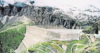 Langer Weg. Bis der Walliser Strom von einer gemeinsamen Plattform unter F&uuml;hrung der FMV vermarktet wird, dauerts noch ein Weilchen...