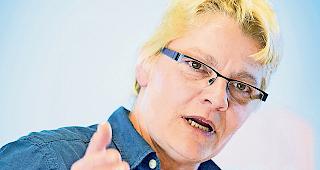 Alleingang. Barbara Lanthemann, Pr&auml;sidentin der SP Unterwallis, gibt dem Centre Gauche-PCS den Laufpass.